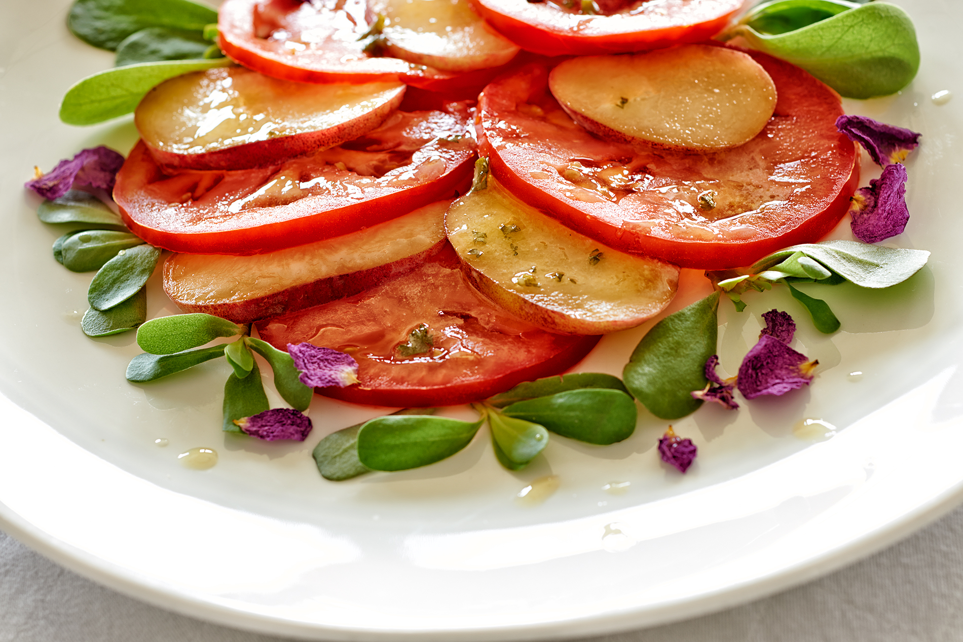 Nektarinen-Tomaten-Salat